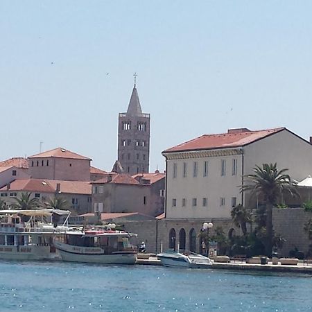 Nina Villa Rab Town Esterno foto