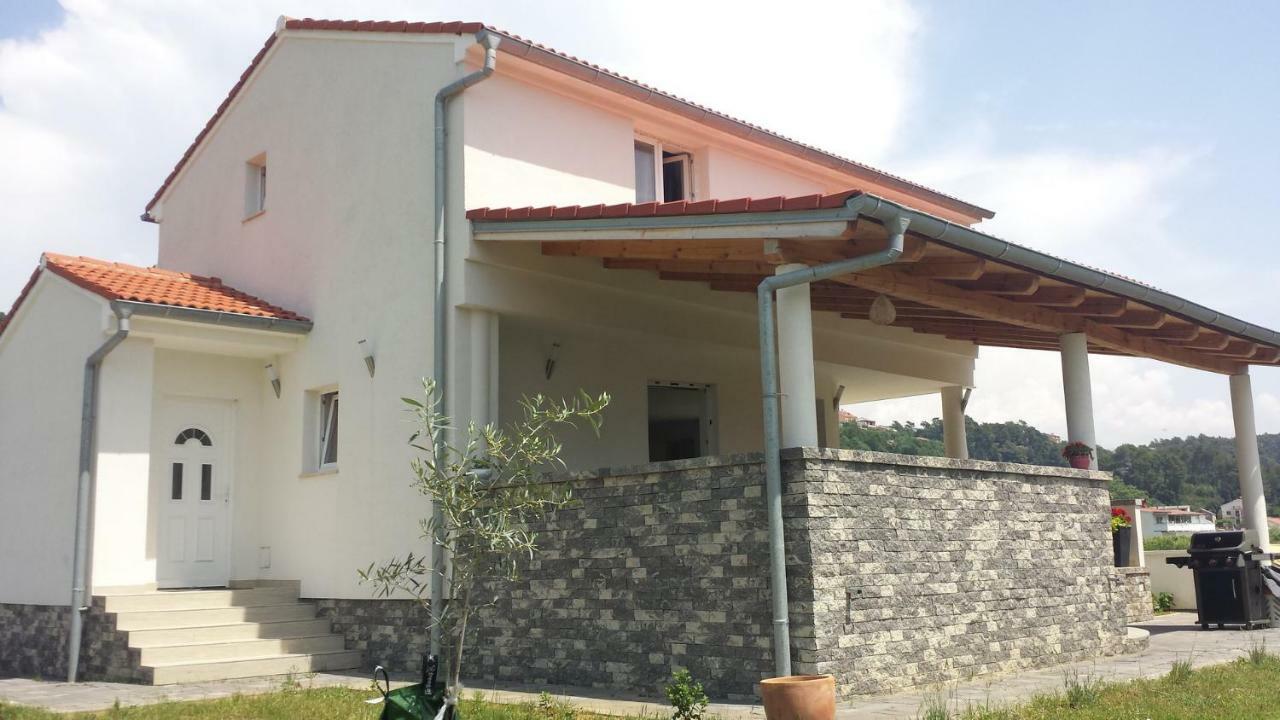 Nina Villa Rab Town Esterno foto